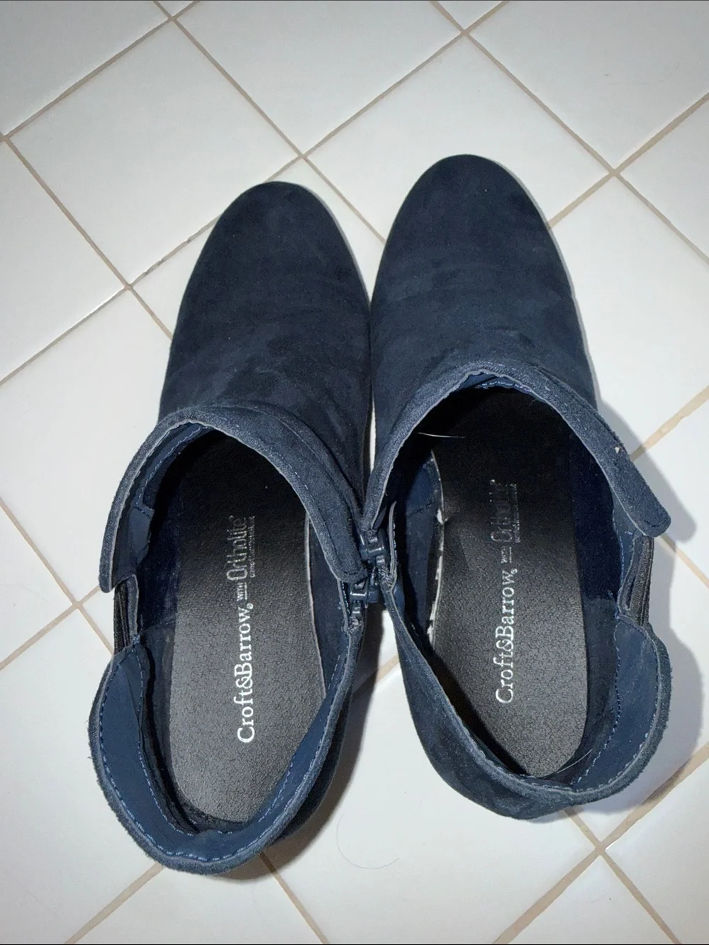 Women’s Croft and Barrow Navy Suede Slip-On Casual Shoes